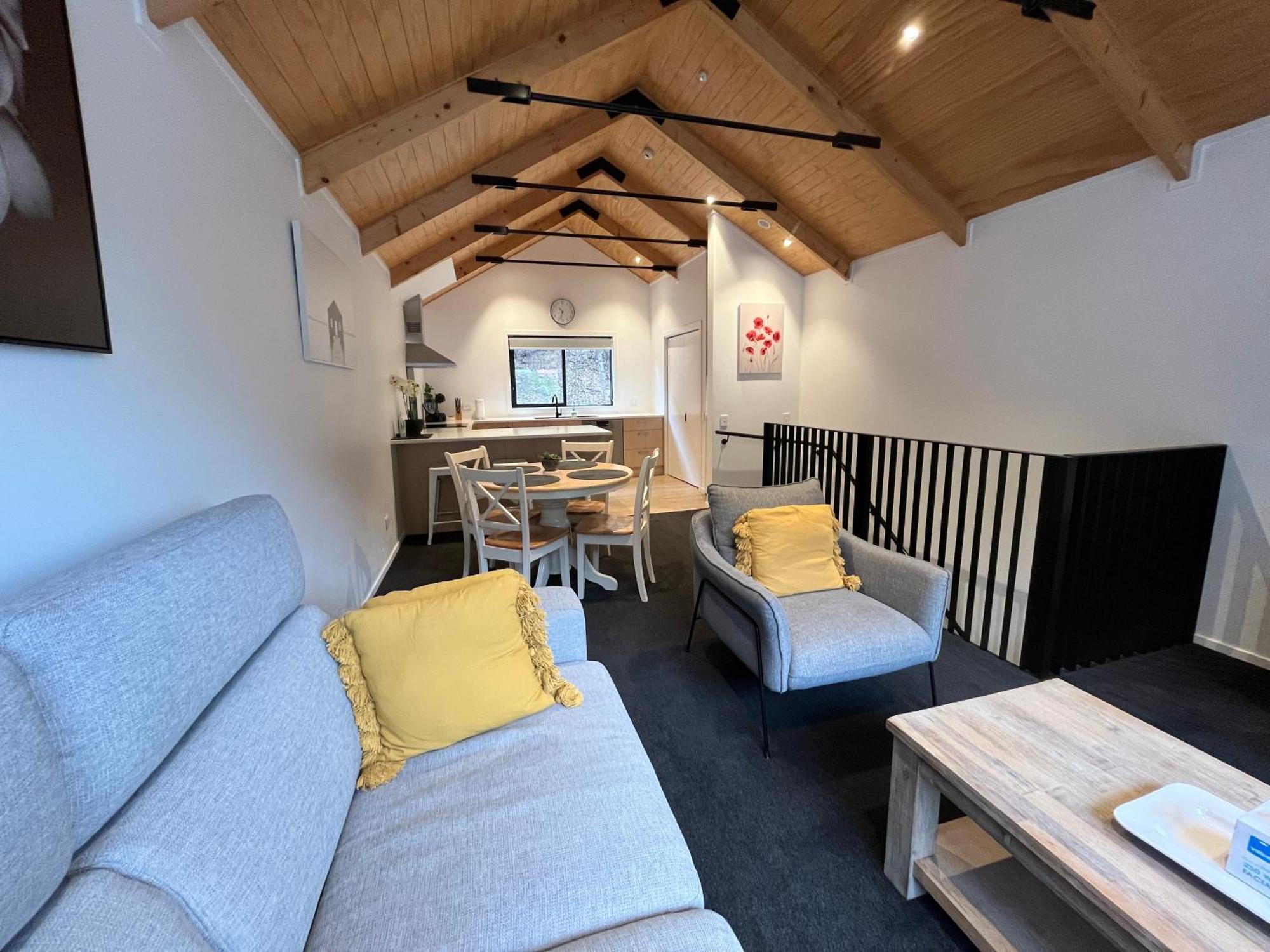 Queenstown Central - Walk To Town - Free Parking - Wifi And Smart Tv - Gym Luaran gambar